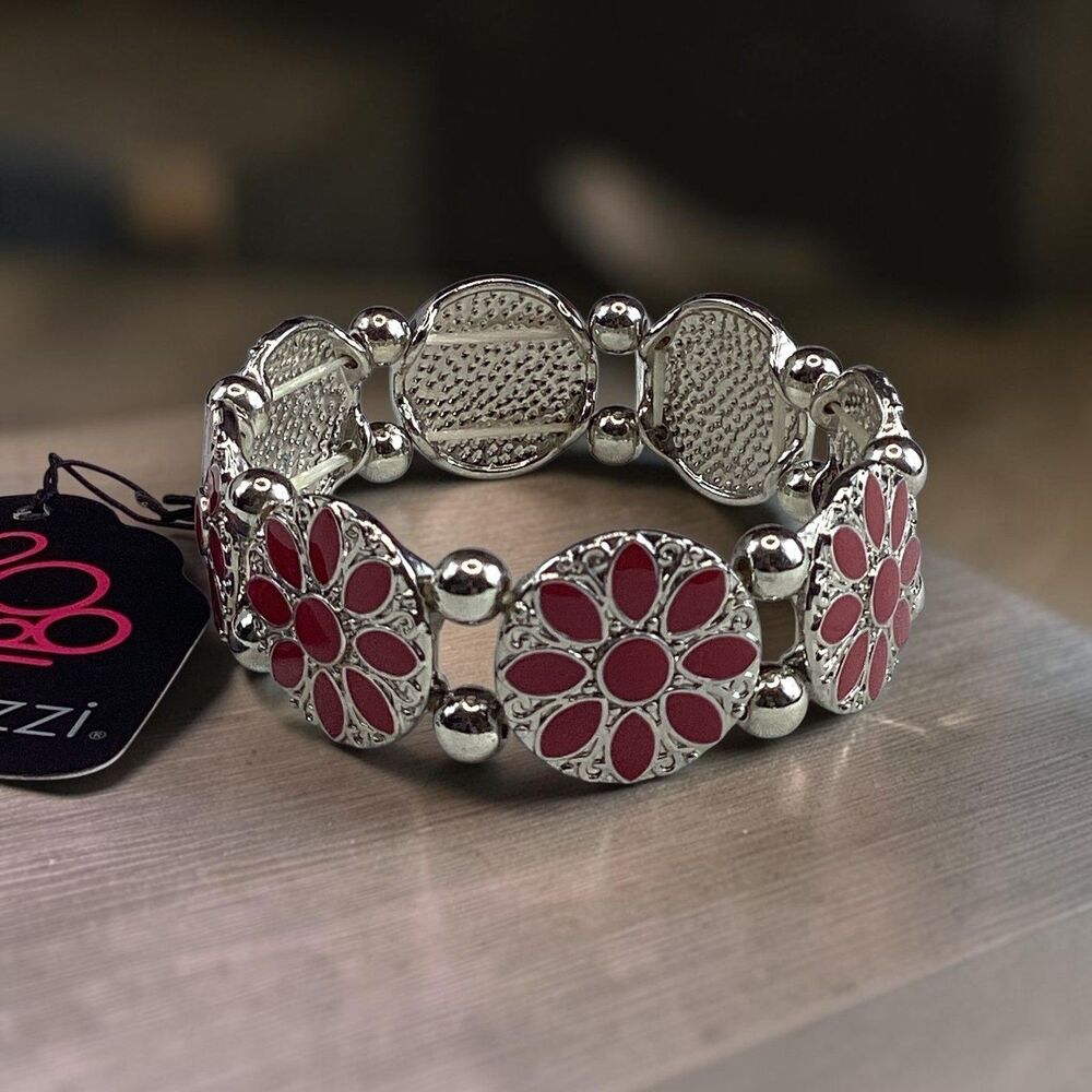 Paparazzi Red Enamel Flower Silver Tone Stretch Bracelet Floral Medallion Boho
